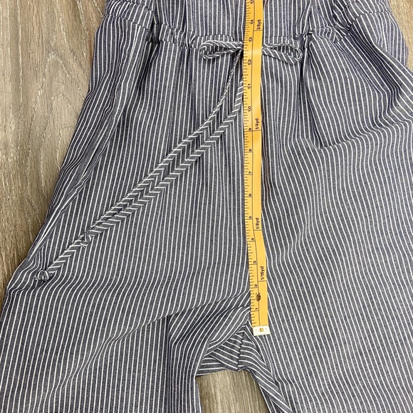 NWT Drew Jumpsuit Chambray and White Striped Sz M - Picture 10 of 11